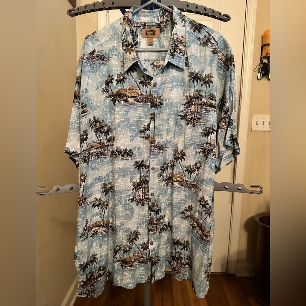 Men’s Hawaiian shirt